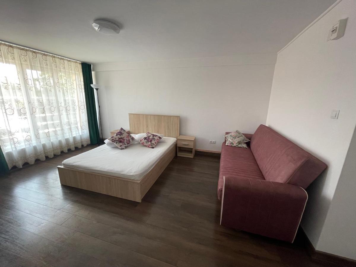 Paulaapartment&Rooms Oradea Εξωτερικό φωτογραφία